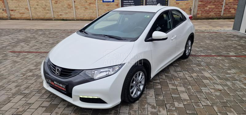 Honda Civic 1.8 iVTEC Noovo