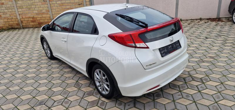 Honda Civic 1.8 iVTEC Noovo
