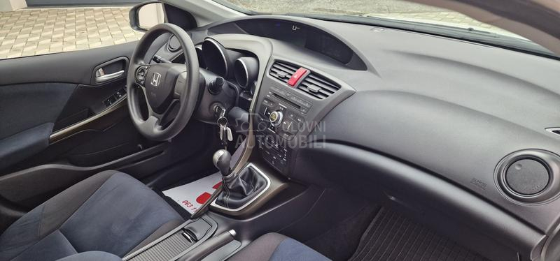 Honda Civic 1.8 iVTEC Noovo