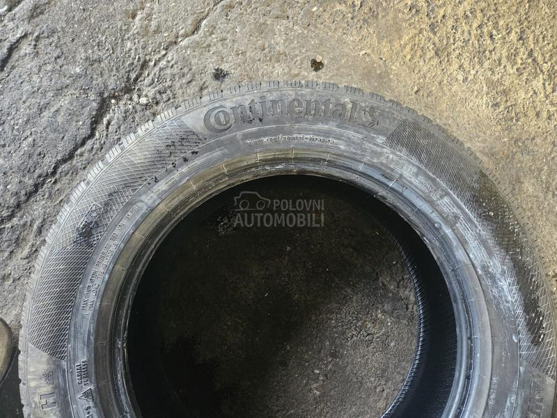 Continental 215/65 R17 Zimska