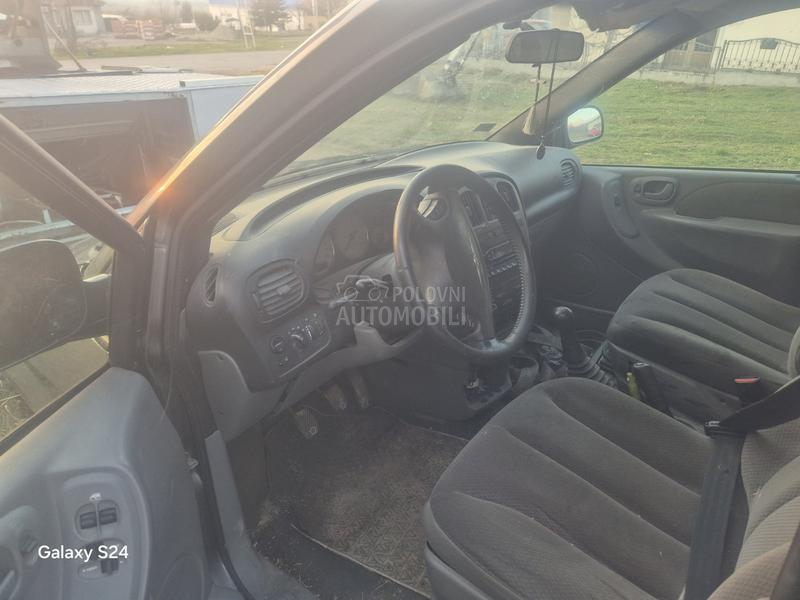 Chrysler Grand Voyager 2,5 crdi
