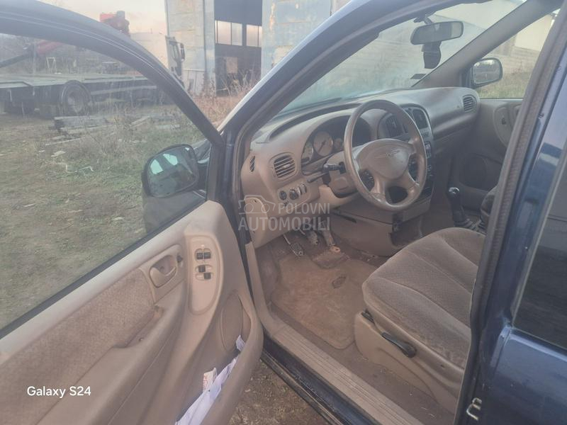 Chrysler Grand Voyager 2,5 crdi