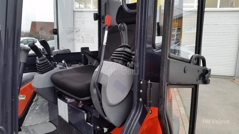 Kubota U35/ČEKIĆ/3 KAŠIKE/N0V
