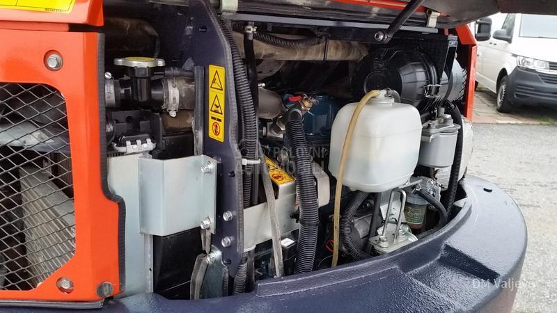 Kubota U35/ČEKIĆ/3 KAŠIKE/N0V