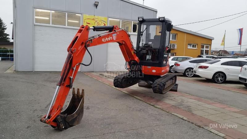 Kubota U35/ČEKIĆ/3 KAŠIKE/N0V