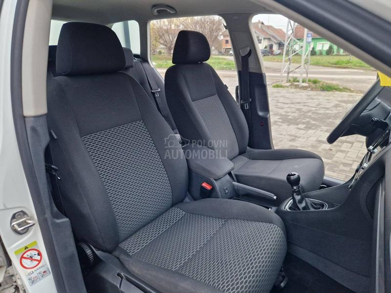 Volkswagen Golf 6 1.6 TDI