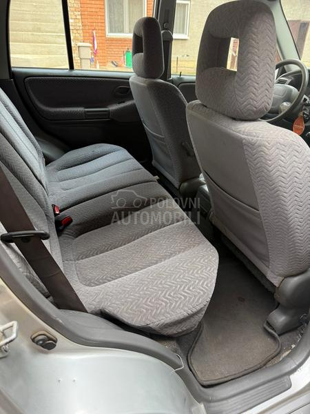 Suzuki Grand Vitara 2.0