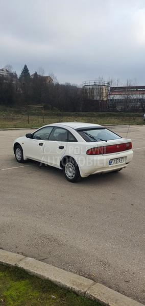 Mazda 323 O C U V A N A