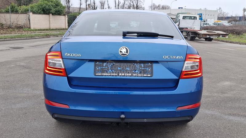 Škoda Octavia Light premium