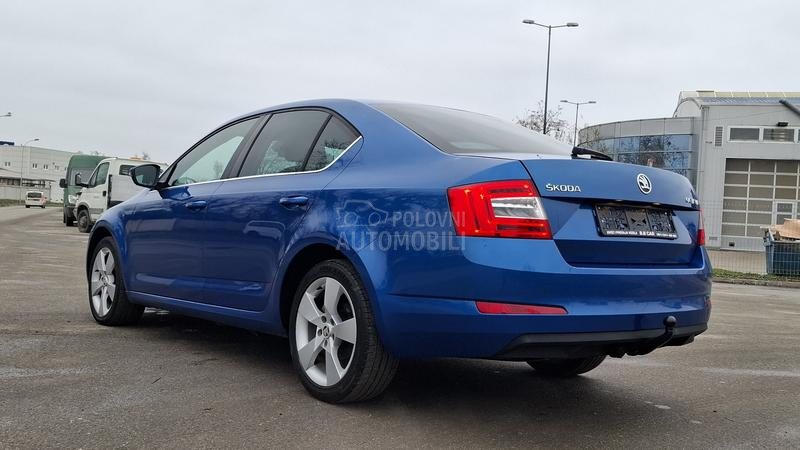 Škoda Octavia Light premium