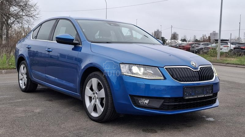 Škoda Octavia Light premium