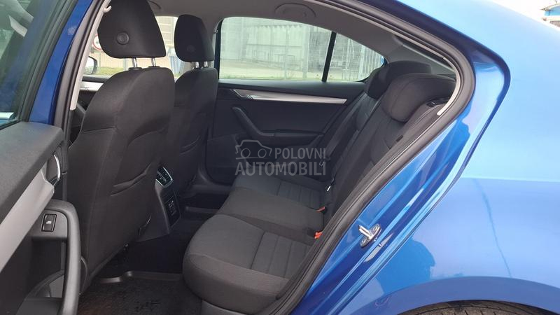Škoda Octavia Light premium