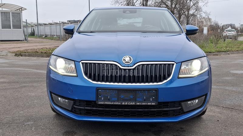 Škoda Octavia Light premium