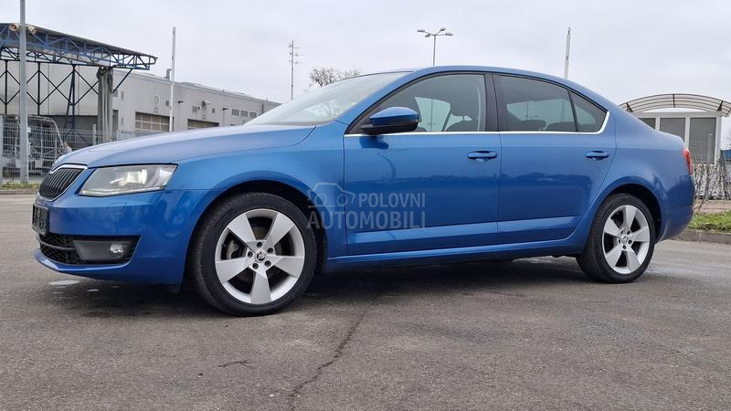 Škoda Octavia Light premium