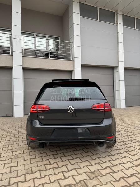 Volkswagen Golf 7 GTI PERFORMANS