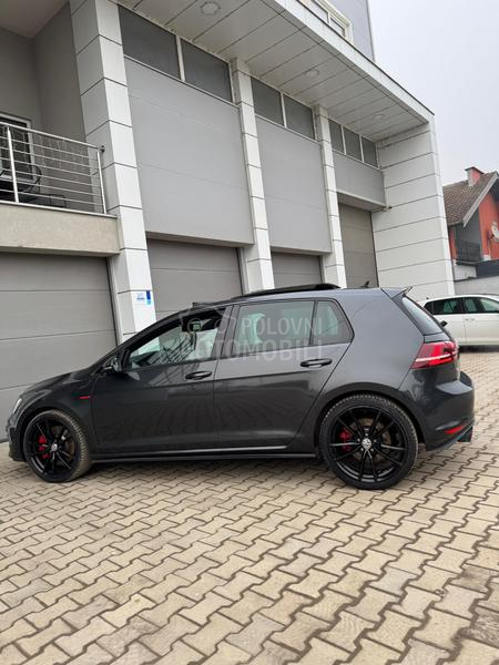 Volkswagen Golf 7 GTI PERFORMANS