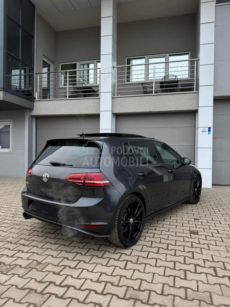 Volkswagen Golf 7 GTI PERFORMANS