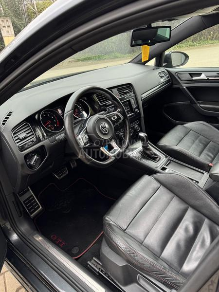 Volkswagen Golf 7 GTI PERFORMANS