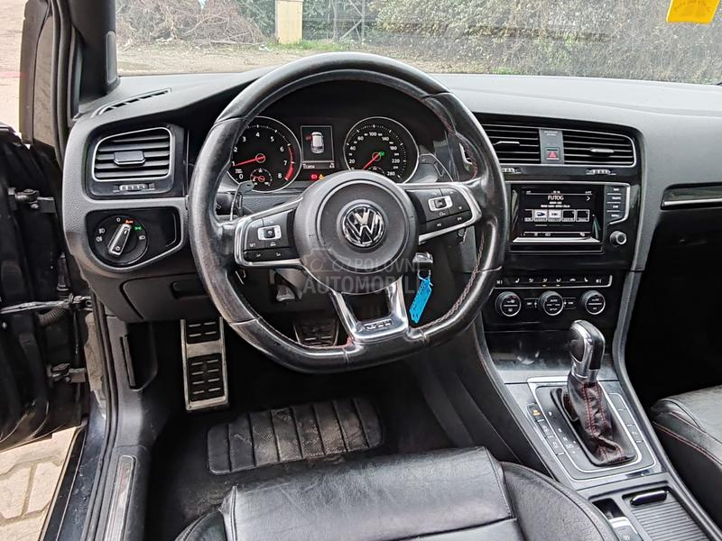 Volkswagen Golf 7 GTI PERFORMANS