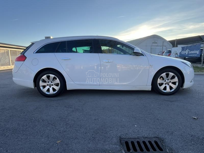 Opel Insignia 2.0 SPRTS TOURER