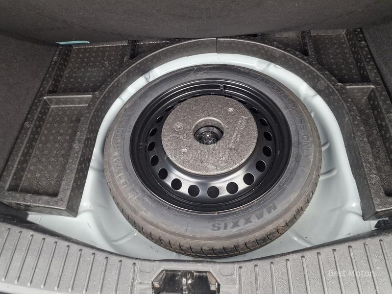 Ford C-Max 1.0 125 TITANIUM