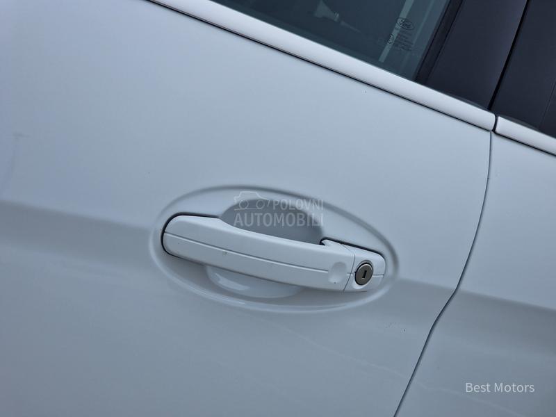 Ford C-Max 1.0 125 TITANIUM