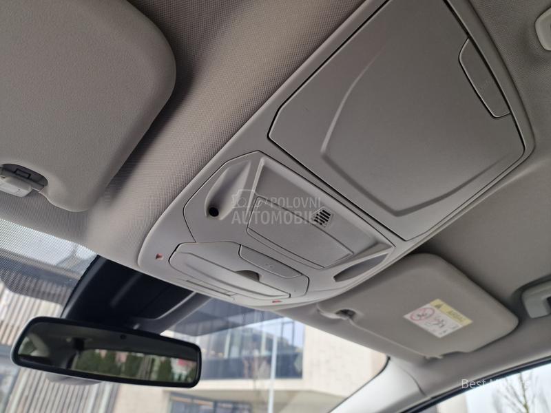 Ford C-Max 1.0 125 TITANIUM