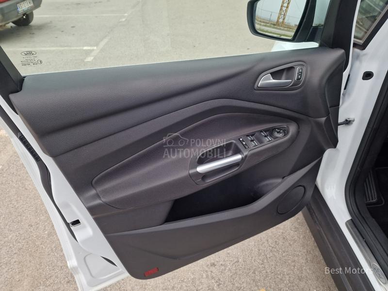 Ford C-Max 1.0 125 TITANIUM