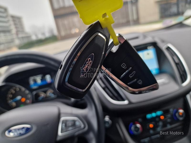 Ford C-Max 1.0 125 TITANIUM