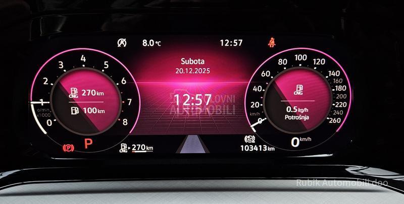 Volkswagen Golf 8 1.5 tgi DSG