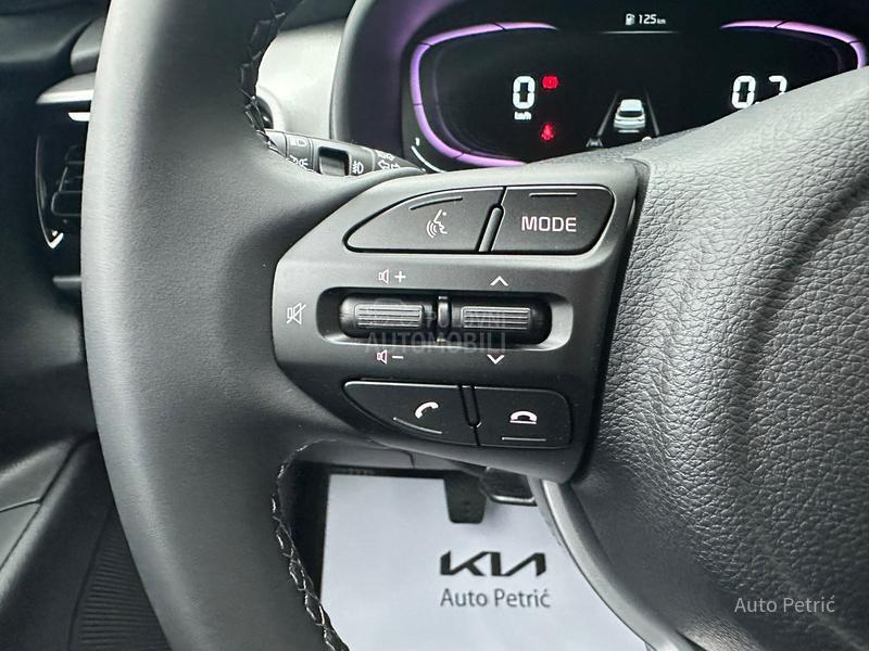 Kia Stonic 1.2 LX URBAN PLUS