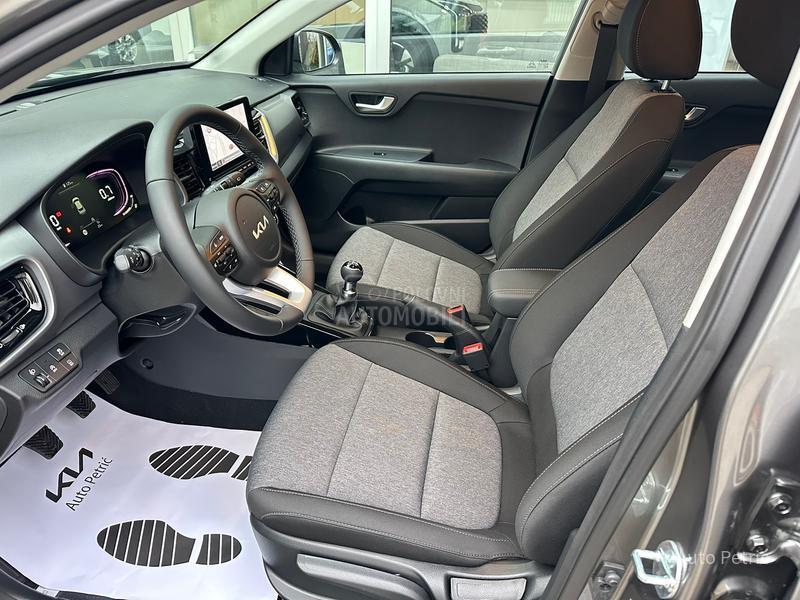 Kia Stonic 1.2 LX URBAN PLUS