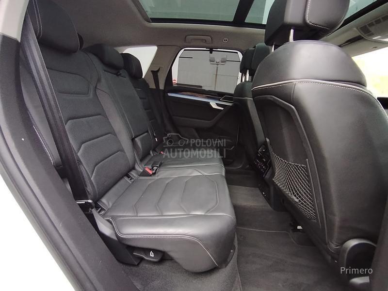 Volkswagen Touareg R-LINE 4MOTION