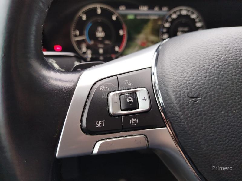 Volkswagen Touareg R-LINE 4MOTION