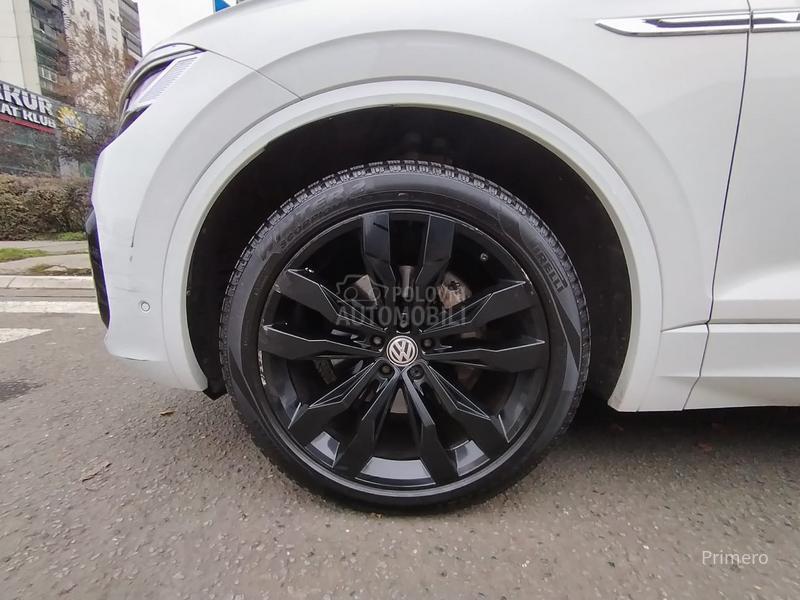 Volkswagen Touareg R-LINE 4MOTION