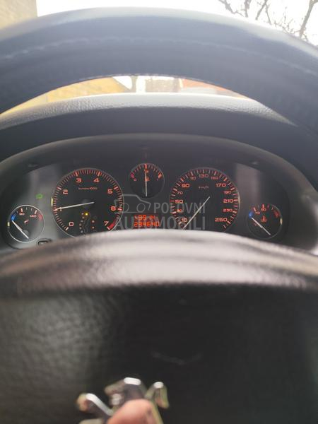 Peugeot 406 