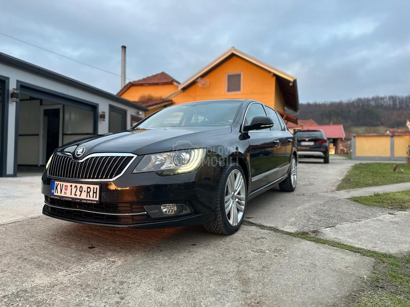 Škoda Superb 2.0 TDI DSG