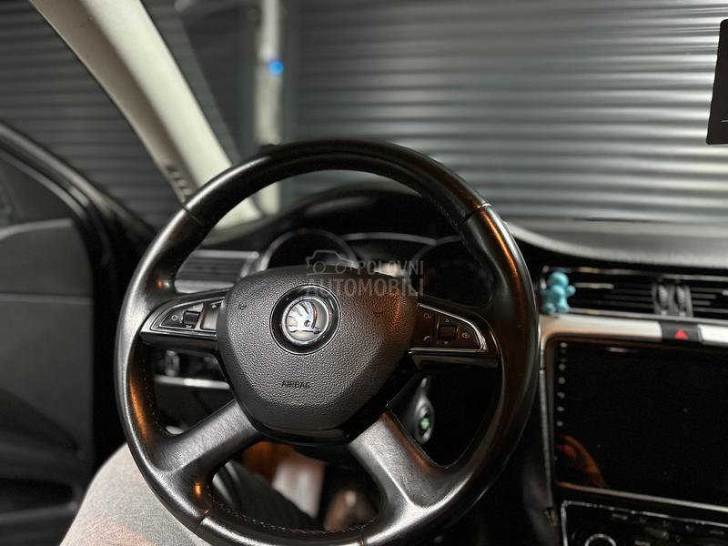 Škoda Superb 2.0 TDI DSG