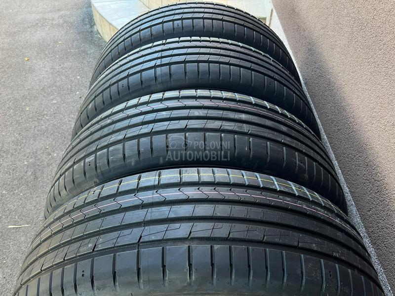 Hankook 215/65 R17 Letnja