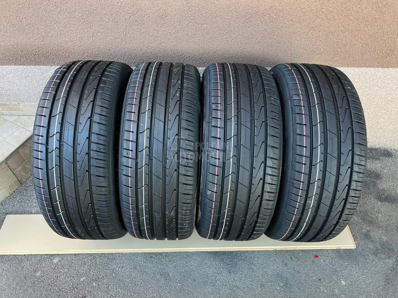 Hankook 215/45 R17 Letnja