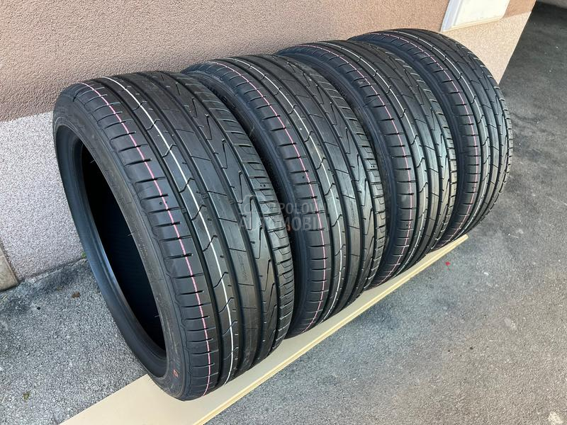 Hankook 215/45 R17 Letnja