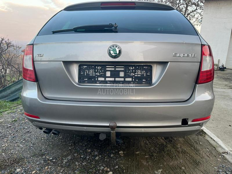 Škoda Superb 