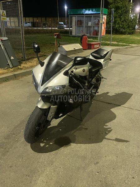 Yamaha r1 dioda