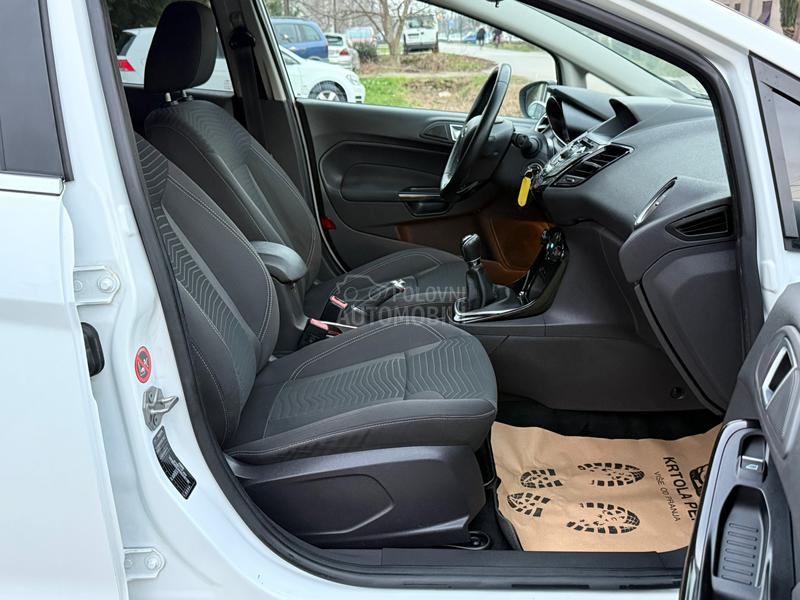 Ford Fiesta TDCI TITANIUM LED