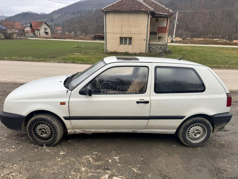 Volkswagen Golf 3 1.9d