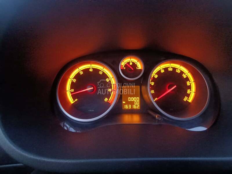 Opel Corsa D 1.2