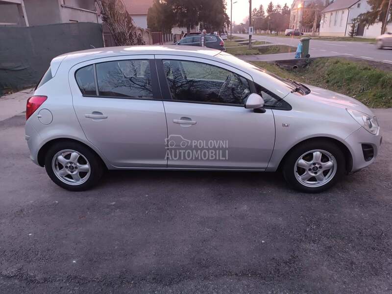 Opel Corsa D 1.2