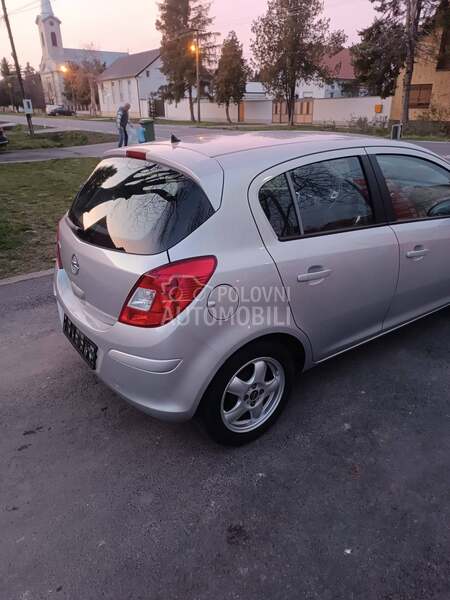 Opel Corsa D 1.2