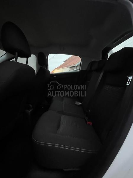 Peugeot 208 1.6 HDI