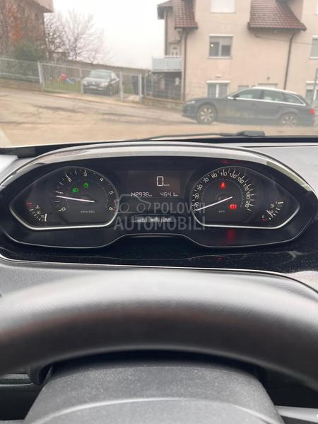 Peugeot 208 1.6 HDI